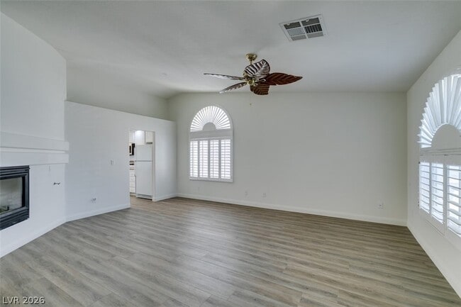 Building Photo - 8825 Fall Green Dr