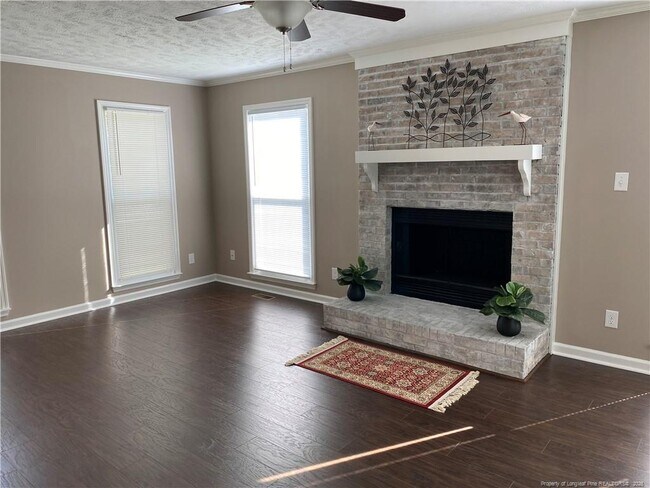 Building Photo - 1212 Butterwood Cir