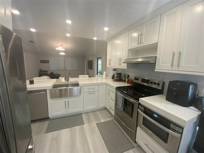 Building Photo - 1795 Satinwood Cir