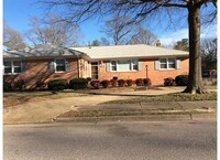 Building Photo - 900 Glenfield Ct