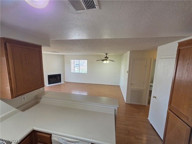Building Photo - 2200 Highpointe Dr