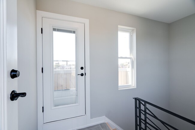 Building Photo - Stylish New Construction Near Fishtown