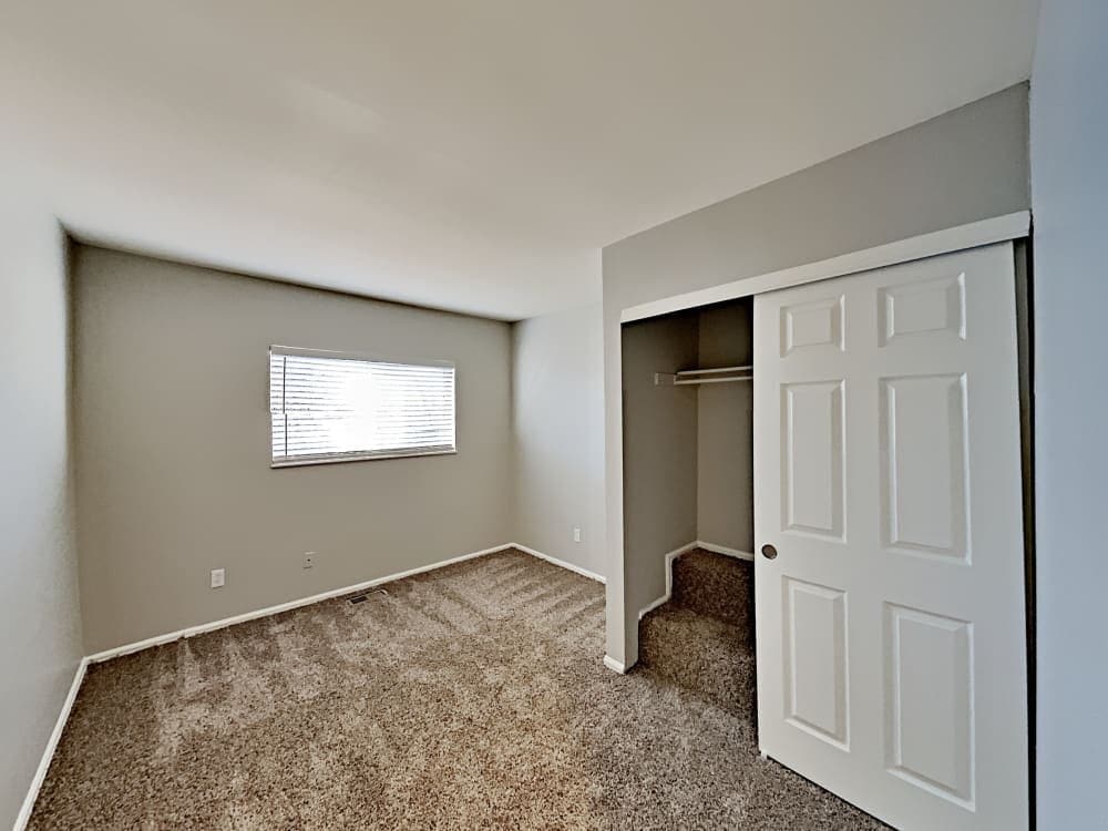Building Photo - 16534 E Wyoming Dr