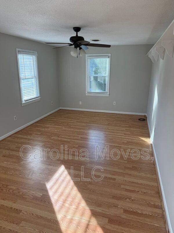 Building Photo - 121 Chipwood Ln