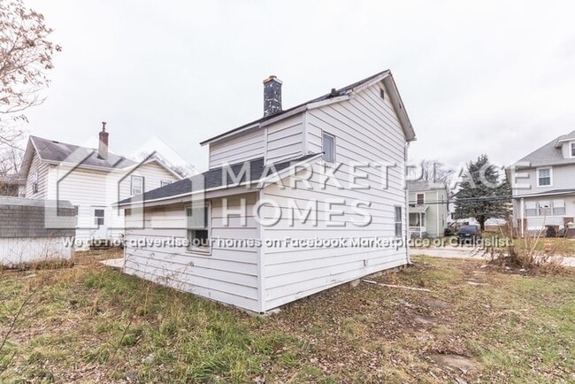 Building Photo - 315 W Carpenter St