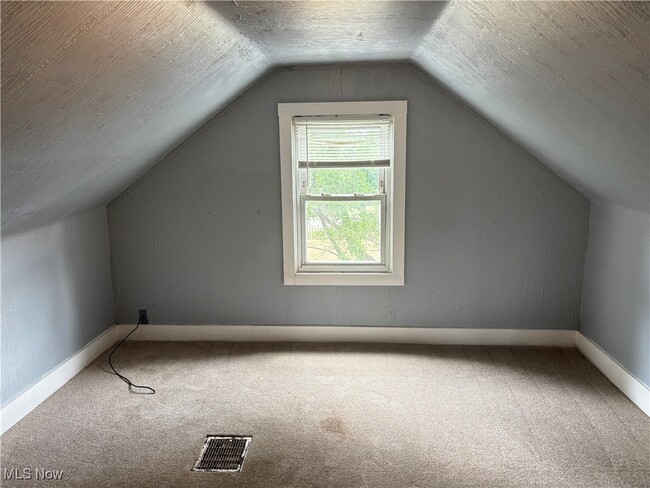 Building Photo - 3392 W 54th St