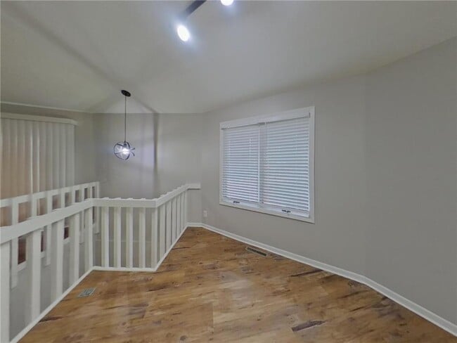 Building Photo - 805 Garrison Ct