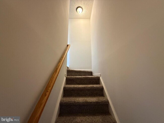 Building Photo - 10506 Boxmeer Ct