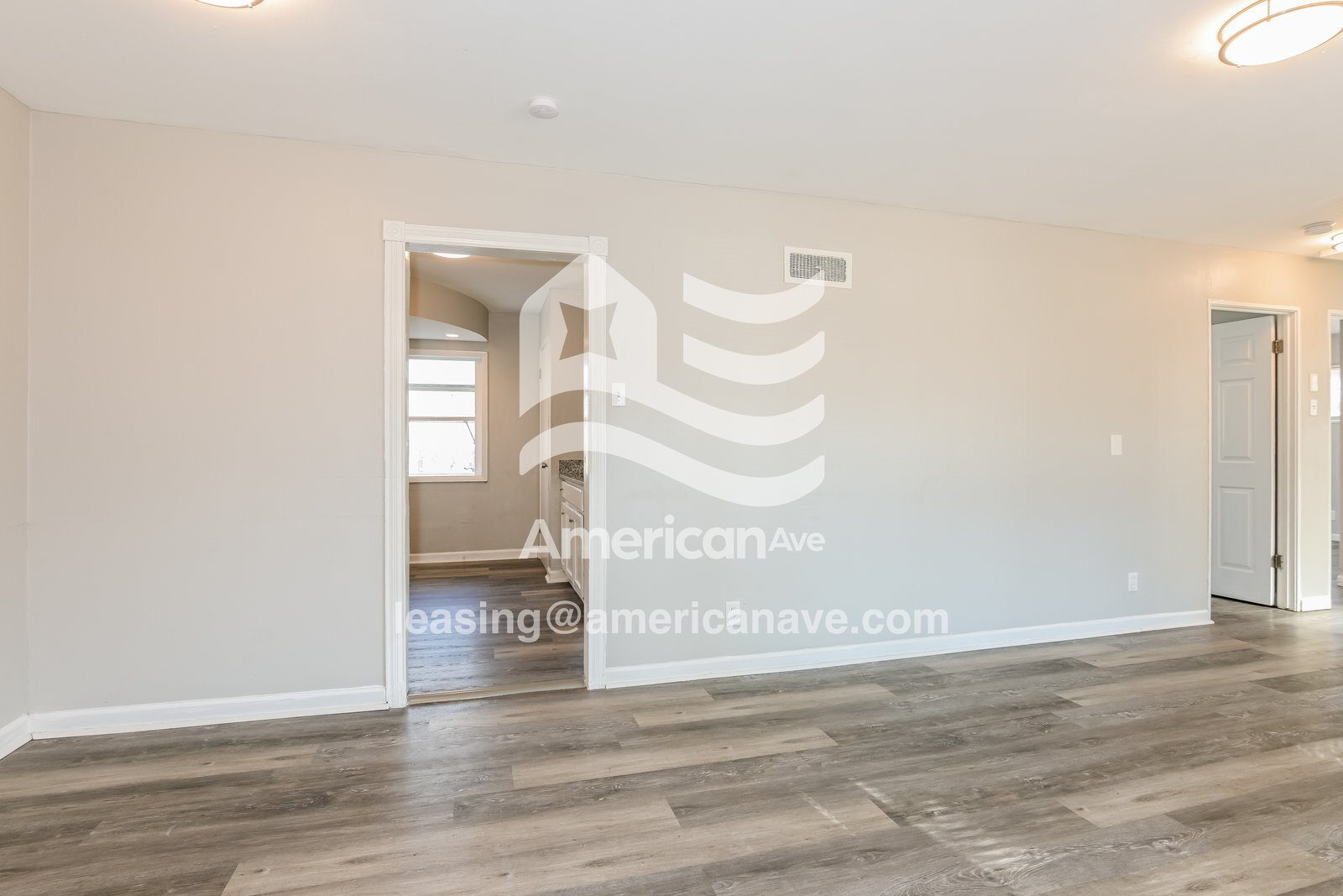 Building Photo - 1657 Mowbry Ln