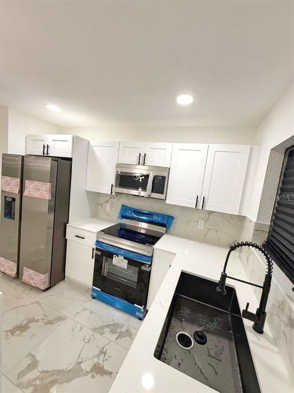 Building Photo - 1048 Newbern St NE