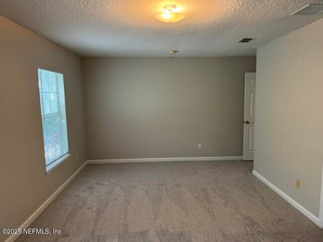 Building Photo - 14014 Summer Breeze Dr