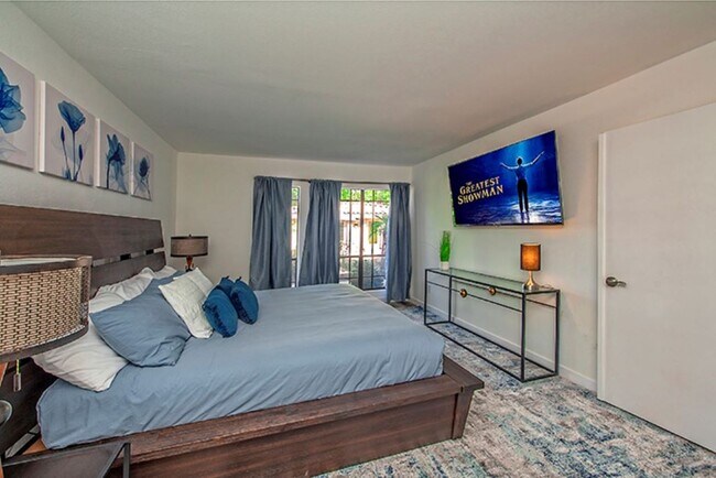 Building Photo - Rates Vary: $2,995 - $4,995