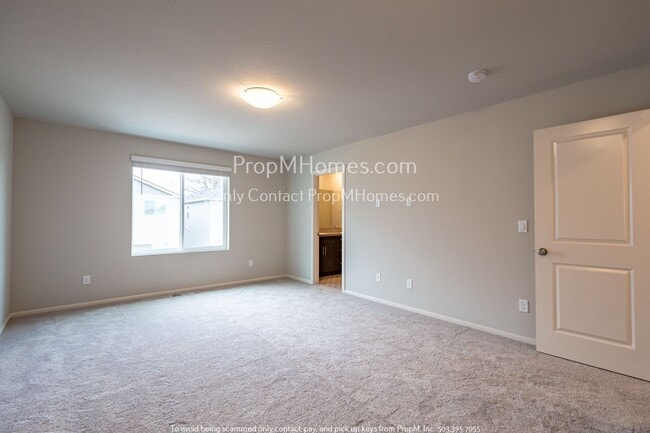 Building Photo - 1122 McCallum Ln