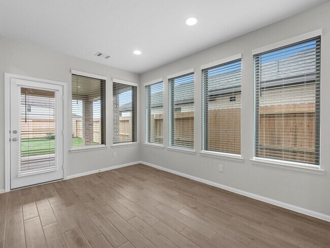 Building Photo - 10719 Starry Farm Wy