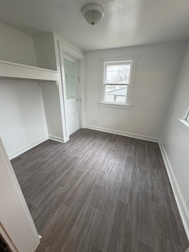 Building Photo - 1615 N Courtland Ave