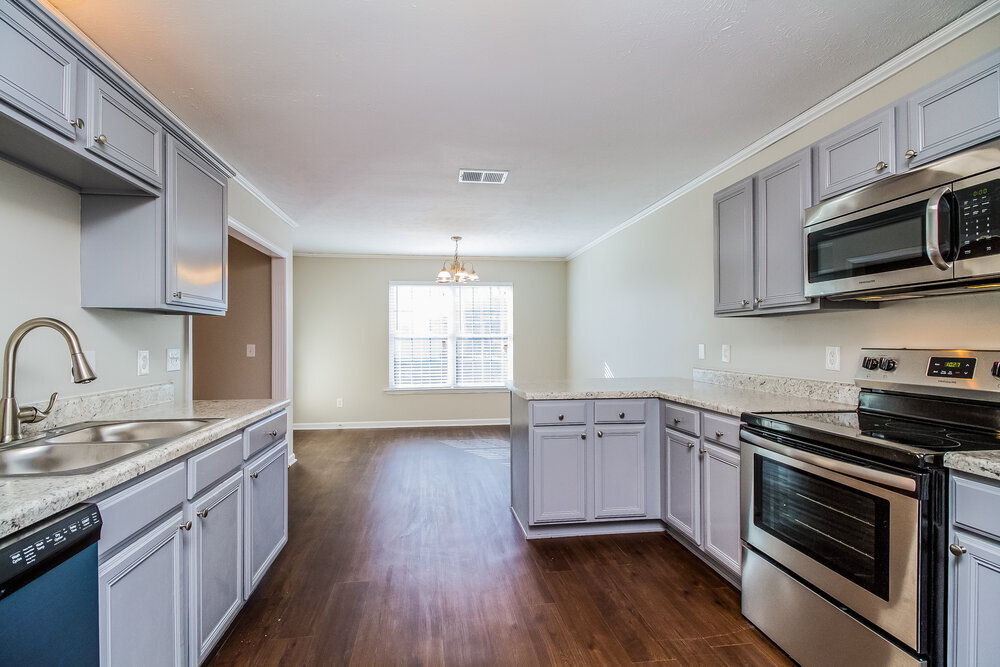 Building Photo - 6030 Eden Ln