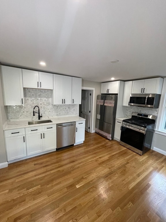 Building Photo - 10 Lynn St