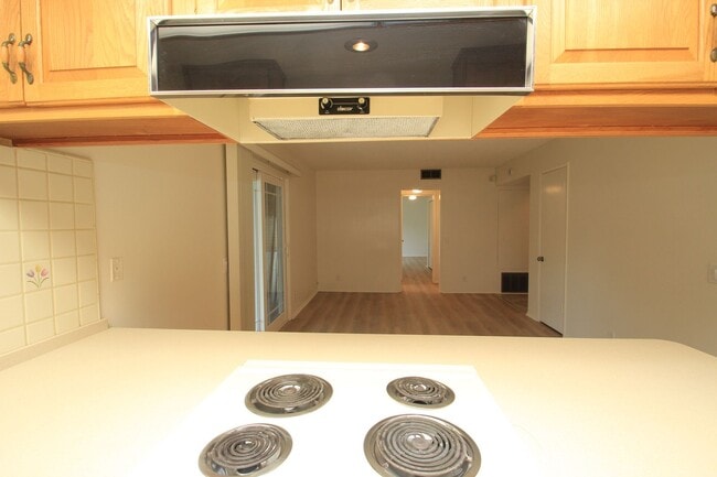 Building Photo - Welcome to this beautifully refreshed 4-bedroom, 2-bath two-story home located in desirable North...