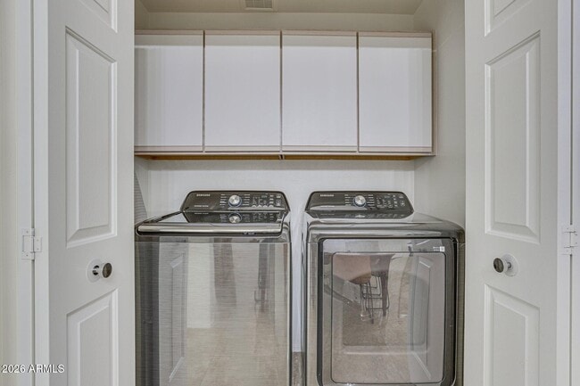 Building Photo - 9100 E Raintree Dr