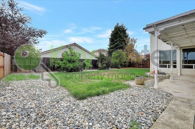 Building Photo - 1444 Eaglesfield Ln