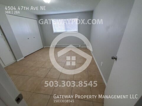 Building Photo - 4504 47th Ave NE
