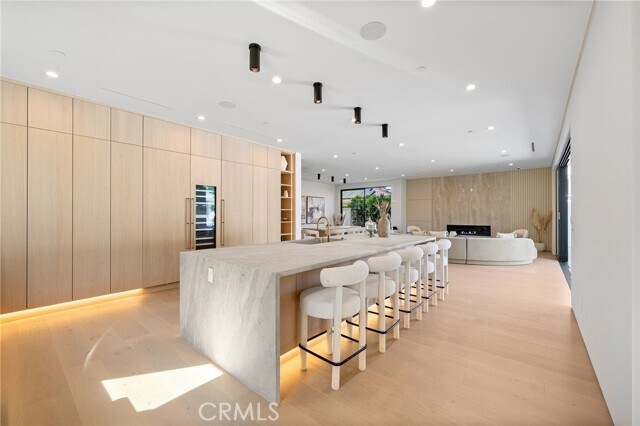 Building Photo - 16728 Morrison St