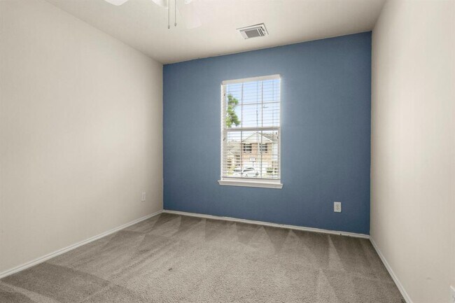 Building Photo - 5526 Gibralter Pl