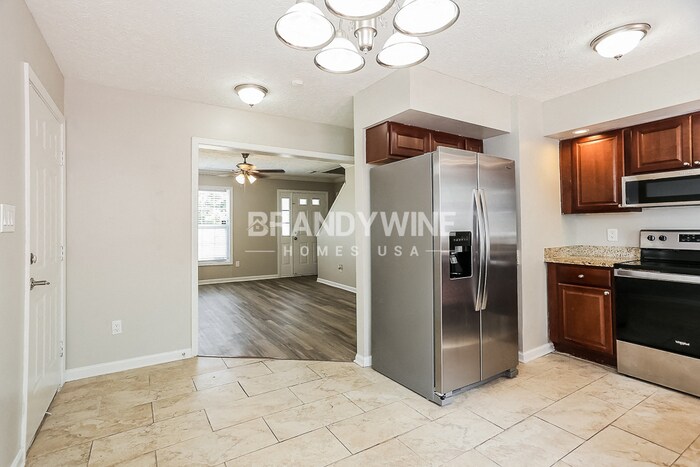 Building Photo - 3712 Forest Blvd