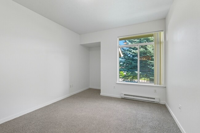 Building Photo - 22855 E Country Vista Dr