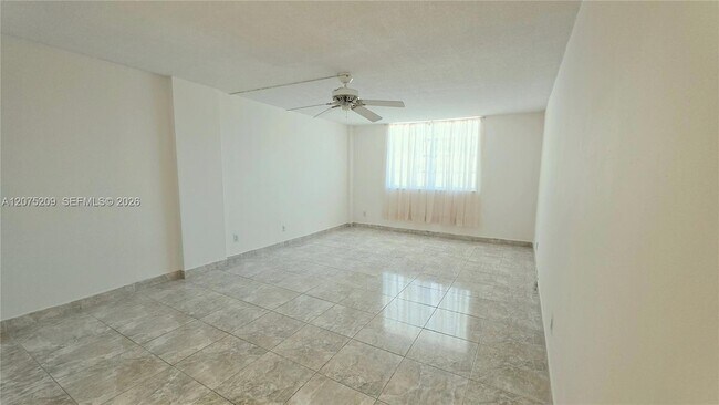 Building Photo - 1849 S Ocean Dr