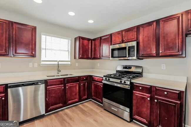 Building Photo - 45 Keyton Dr