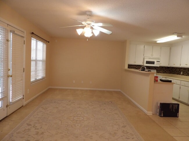 Building Photo - Creekside Townhomes, Enterprise, AL