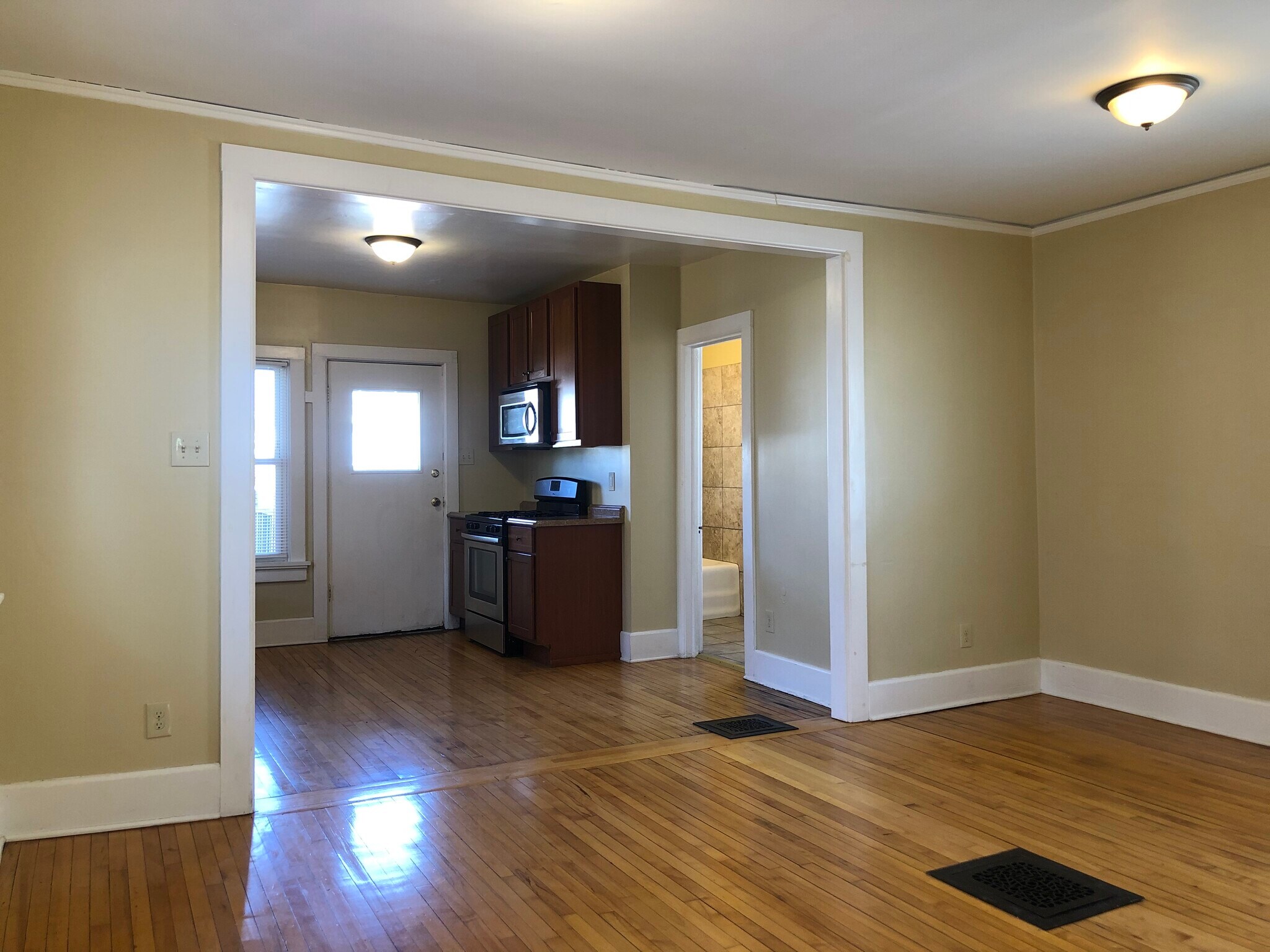 Building Photo - 2456 S Delaware Ave