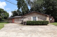 Building Photo - 5615 Atlee Ave