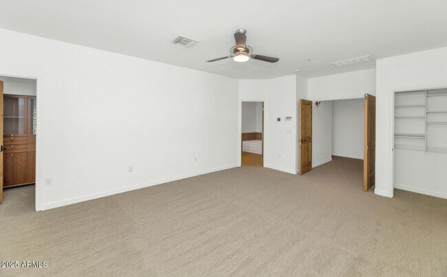 Building Photo - 229 W Portland St