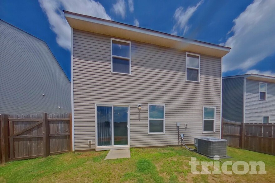 Building Photo - 4012 Reinfield Dr