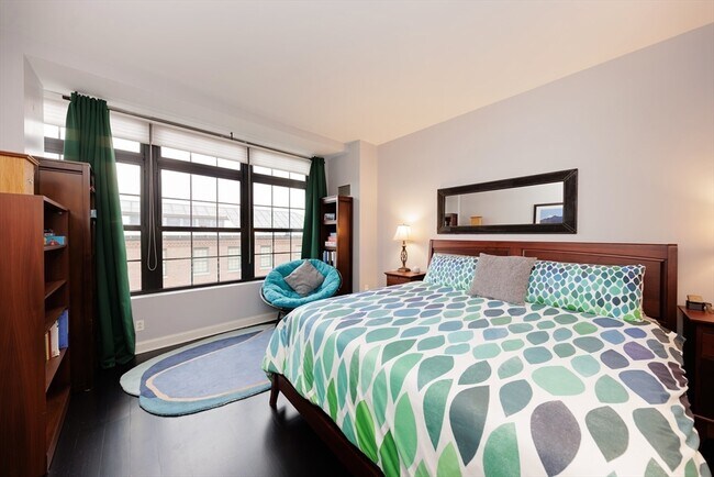 Building Photo - 29 Otis St