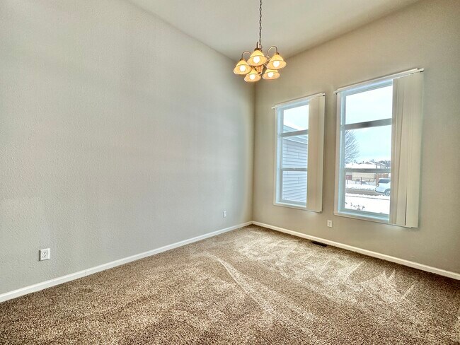 Building Photo - 2240 James Kelly Ln