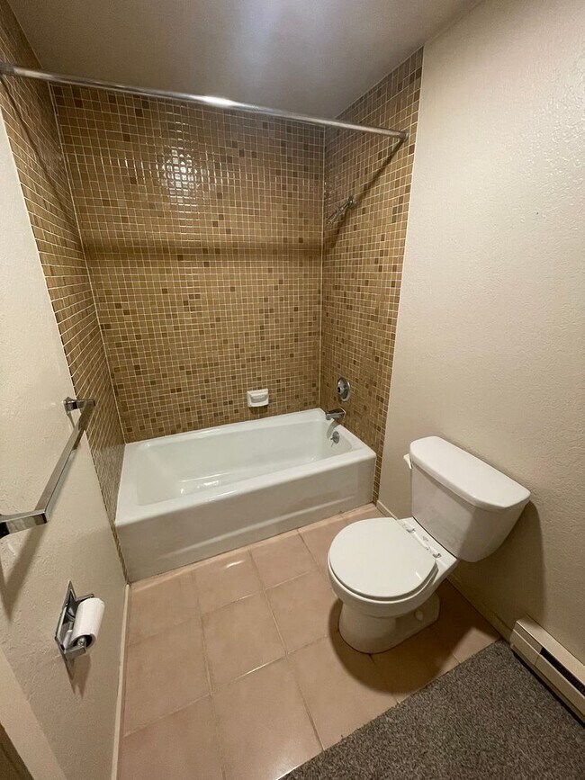 Building Photo - 2 Bedroom Condo on Port Ludlow Golf Course