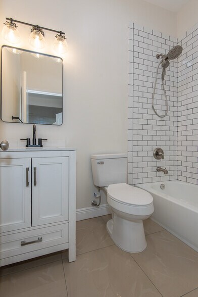 Building Photo - 3414 Michigan Ave