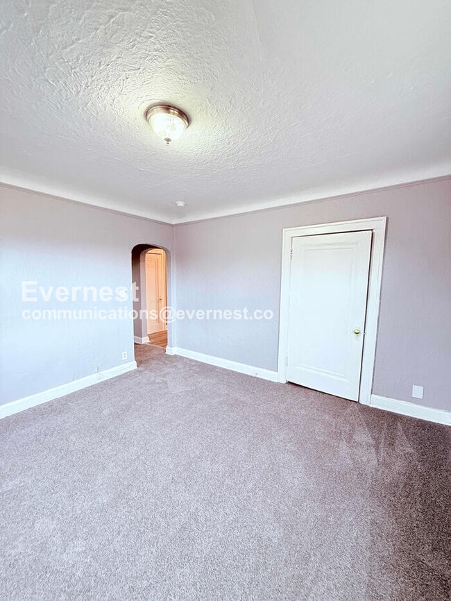 Building Photo - 13909 Hartwell St