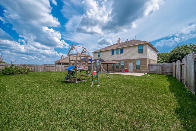 Building Photo - 7710 Eastwood Lake Ln