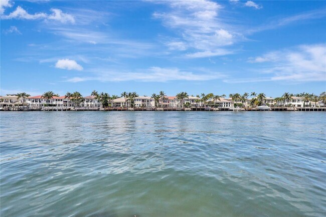 Building Photo - 2200 S Ocean Dr