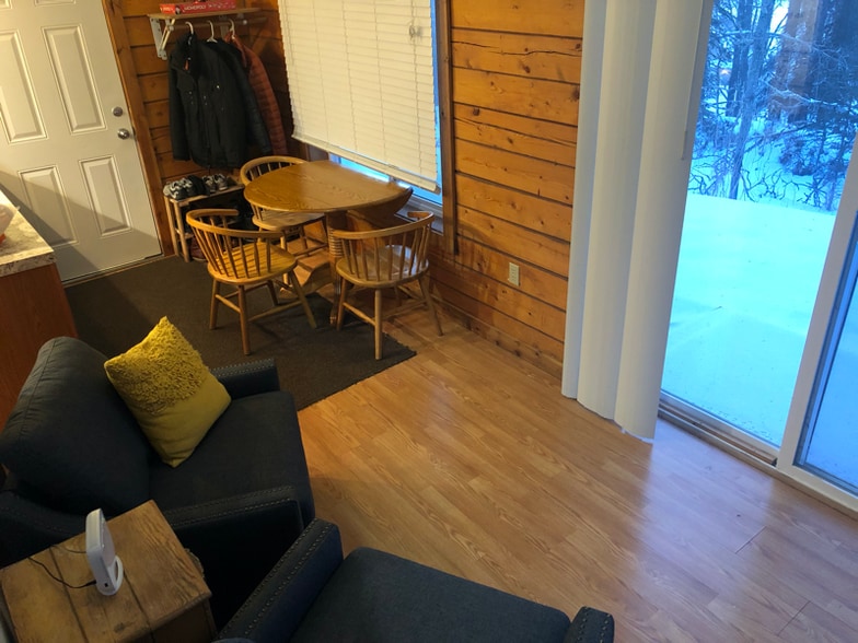 Building Photo - 24772 Amber Dr