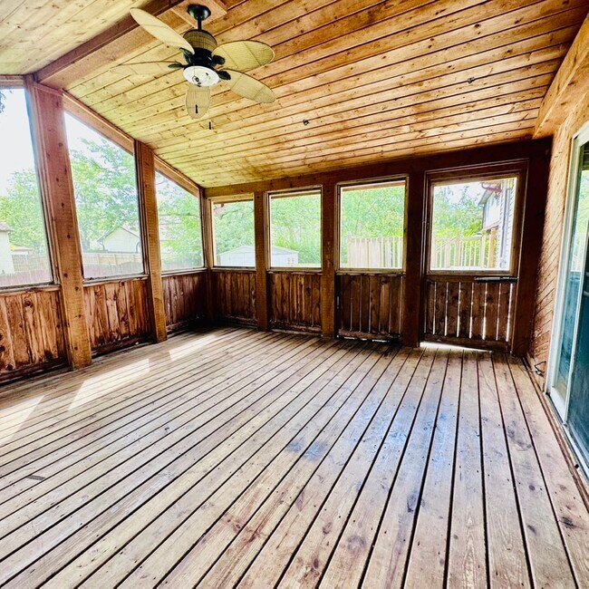 Building Photo - 103 Pheasant Rd