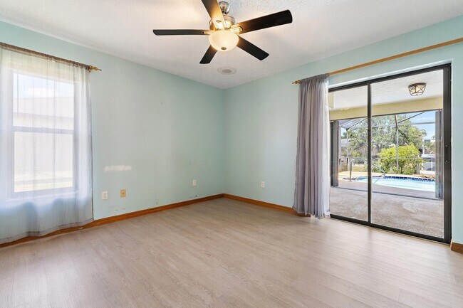 Building Photo - 149 NE Sagamore Terrace