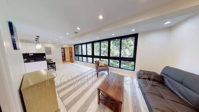 Building Photo - 21 Kepola Pl