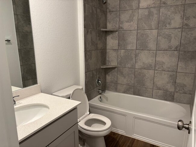 Building Photo - 117 Canley Lp