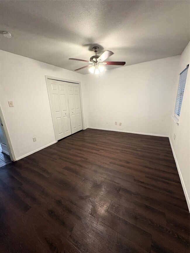 Building Photo - 12814 Hymeadow Dr