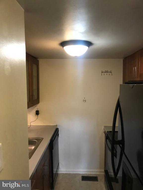 Building Photo - 150 Oberlin Terrace